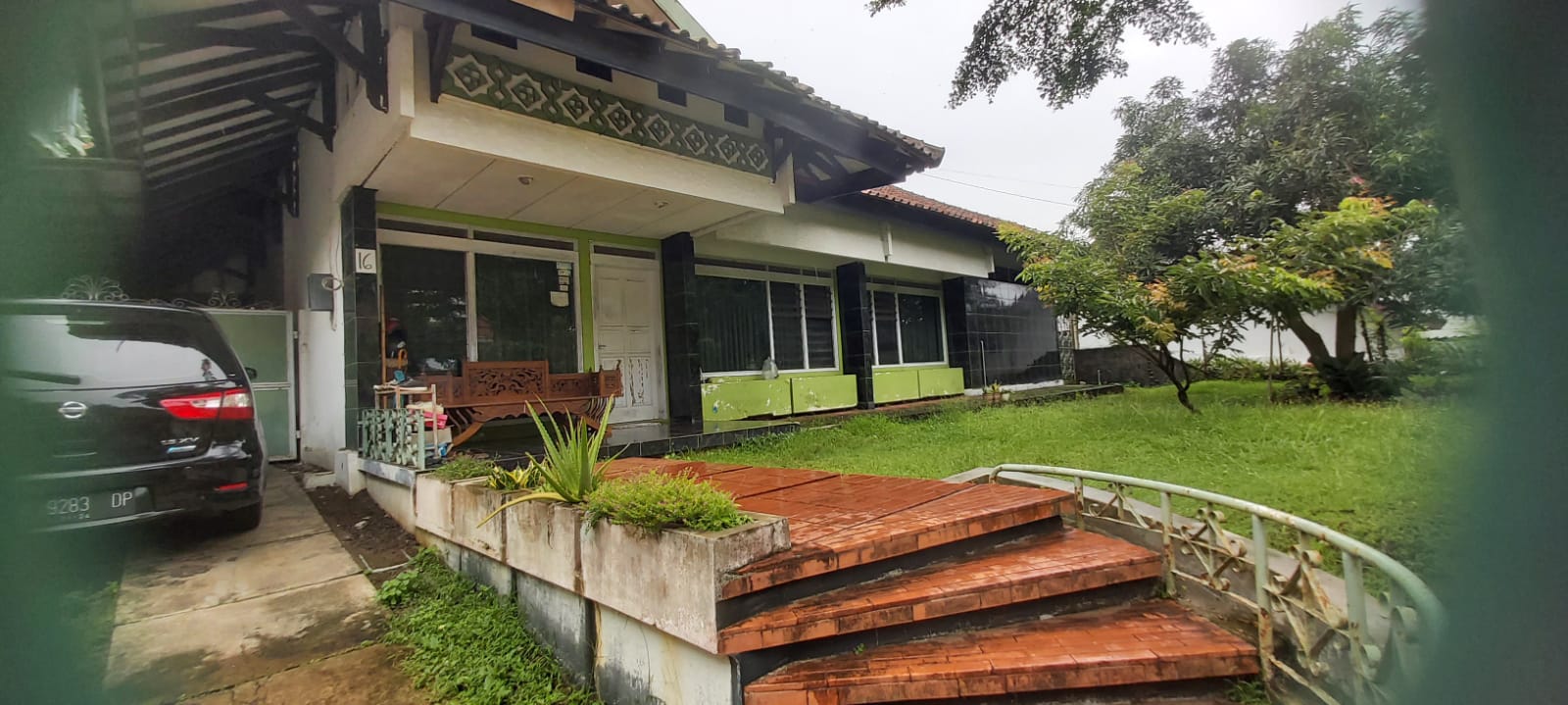 DIJUAL CEPAT
Rumah Second, Halaman Luas, Dekat Pusat Kota, Lingkungan Tenang, Bebas Banjir.
Cocok untuk Rumah Tinggal, Rumah Kost, Guest House